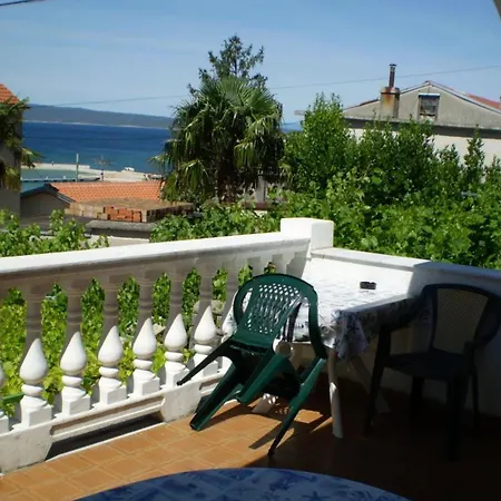 Apartman Tina *